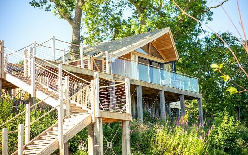 Heartwood Treehouse with a Hut Tub