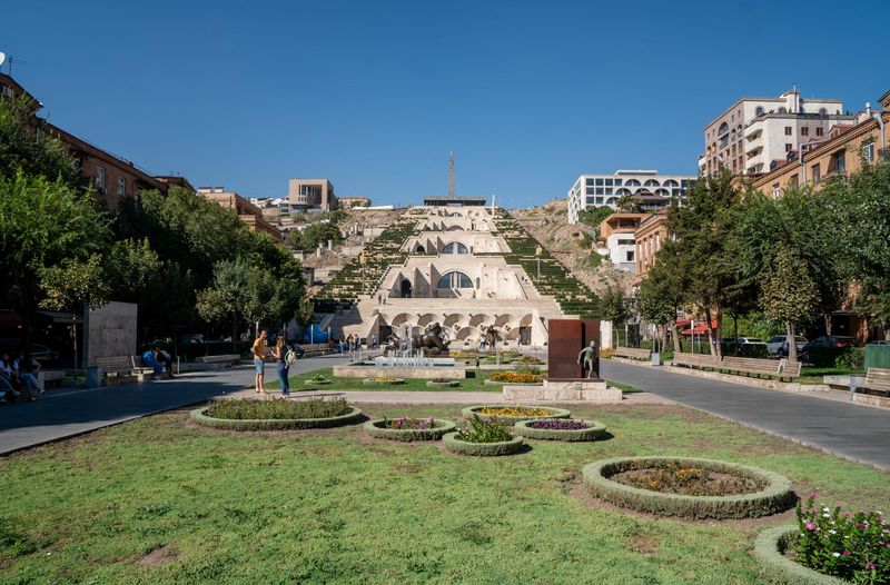  the Cascade complex in Yerevan