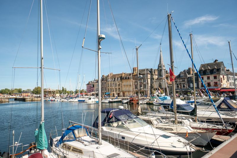 Honfleur, most populat towns in Normandy Honfleur, most populat towns in Normandy